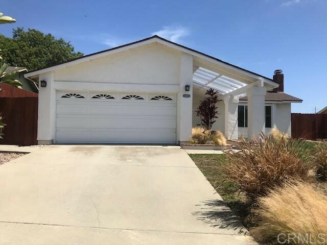 Property Photo:  1719 Deerfield Road  CA 92024 