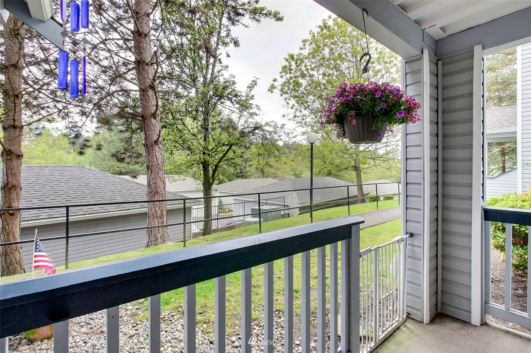 Property Photo: 33020 10th Avenue SW Y103 WA 98023