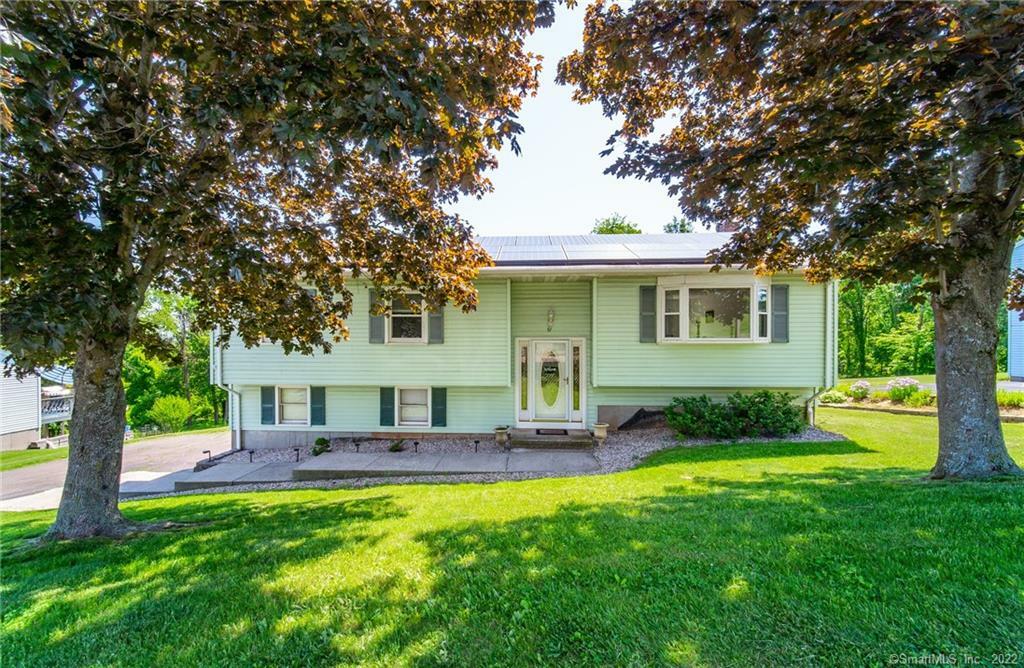 Property Photo: 91 Cimarron Road CT 06457