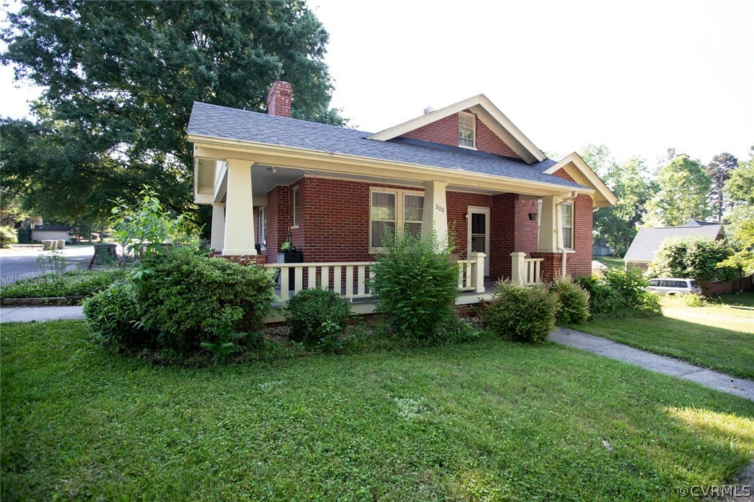 Property Photo:  300 Third Avenue  VA 23901 