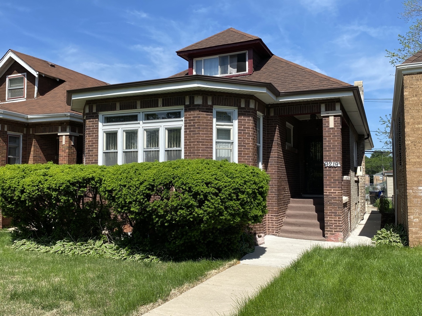 Property Photo:  9219 S Marshfield Avenue  IL 60620 