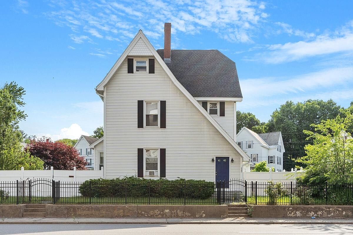 Property Photo:  322 McGregor Street  NH 03102 