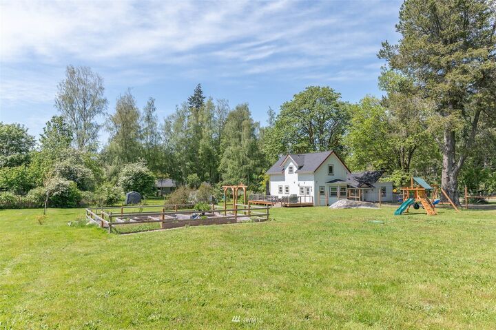8929 SW 184th Street  Vashon WA 98070 photo