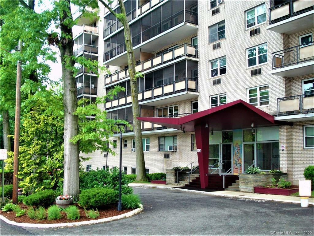 Property Photo: 80 Cartright Street 1D CT 06604