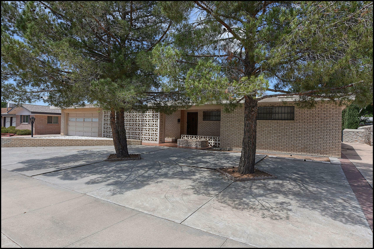 Property Photo: 8317 Cielo Vista Drive TX 79925
