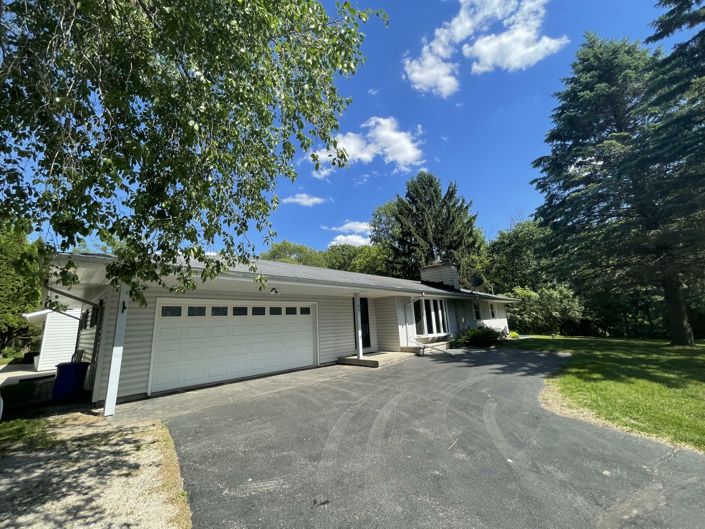 Property Photo:  1234 N Jenkins Dr  WI 53066 