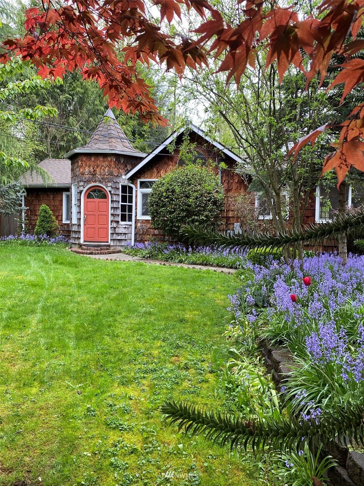 Property Photo:  8422 NE 141st Street  WA 98034 