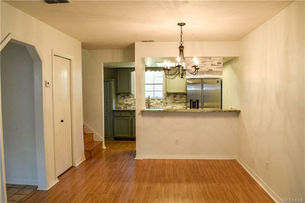 Property Photo:  2221 SW 73rd Terrace  FL 32607 