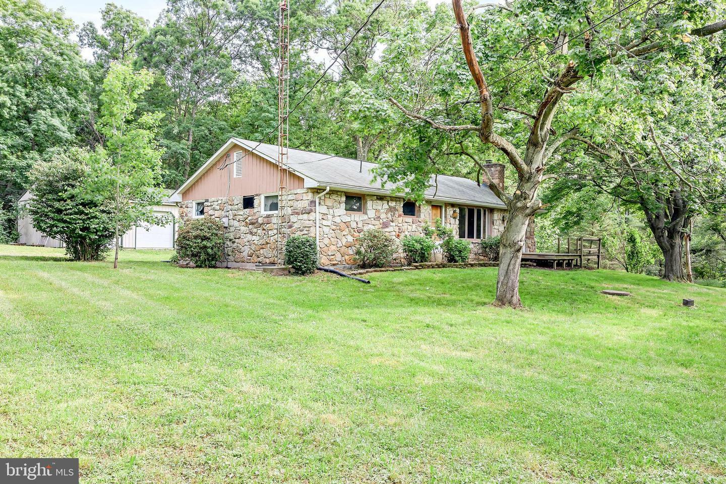 Property Photo:  165 Clouser Hollow Road  PA 17024 