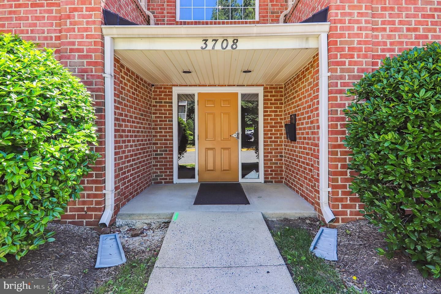 Property Photo: 3708 Excalibur Court 204 MD 20716