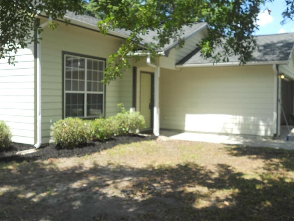 Property Photo:  101 Gentle Knoll Drive W  GA 31548 