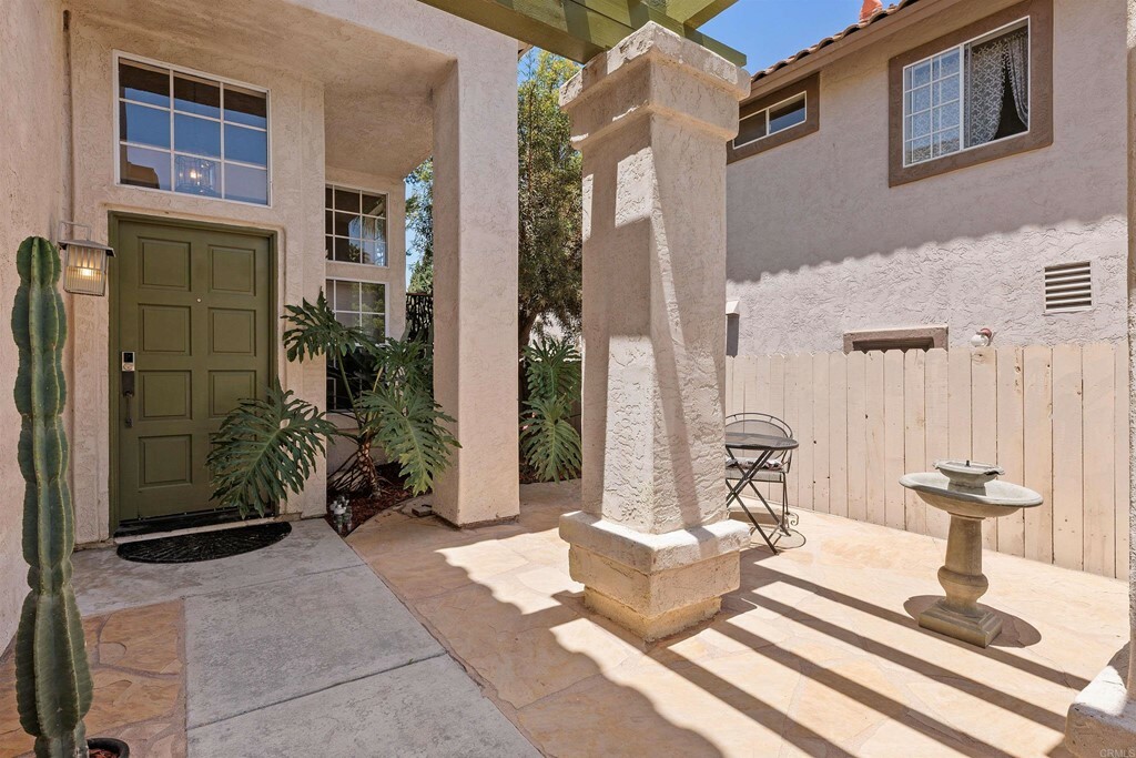 Property Photo: 1631 Calle Las Casas CA 92056