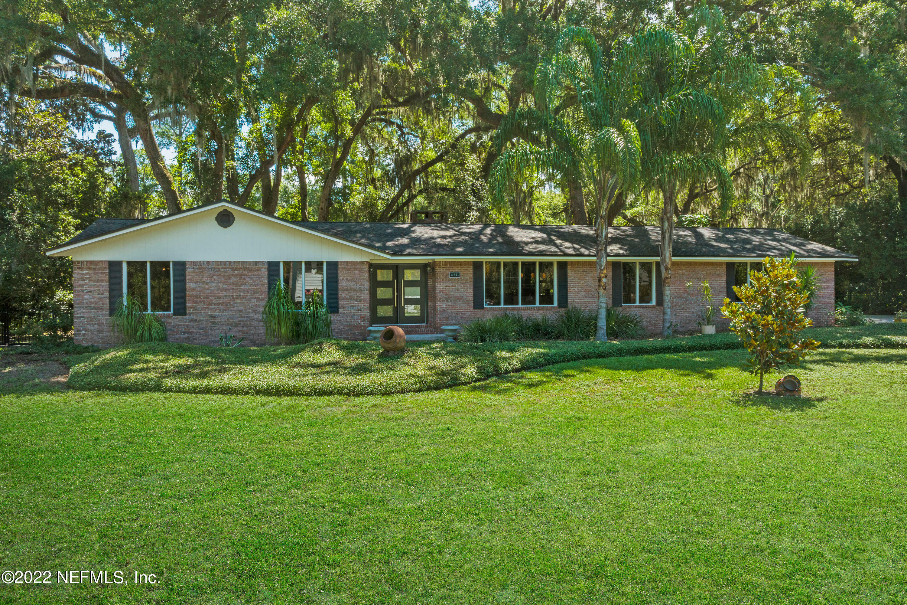 Property Photo:  11621 Mandarin Forest Drive  FL 32223 