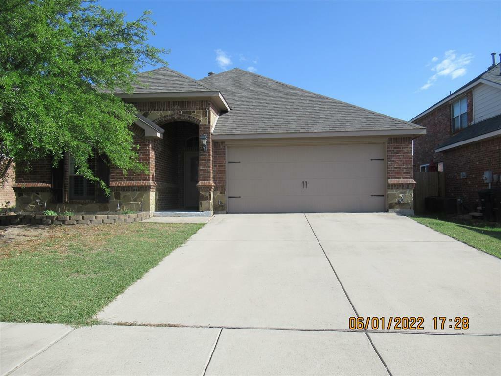 Property Photo:  4945 Wild Oats Drive  TX 76179 