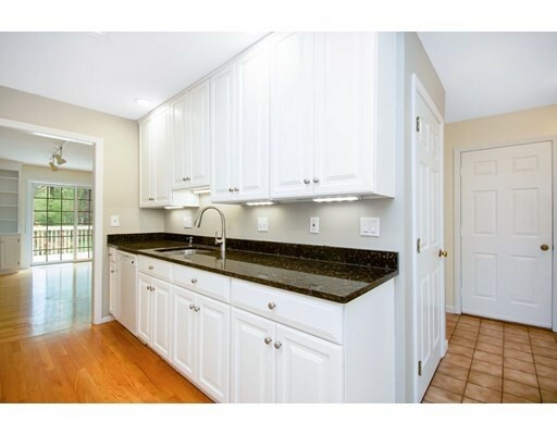 Property Photo: 101 The Meadows 101 CT 06082