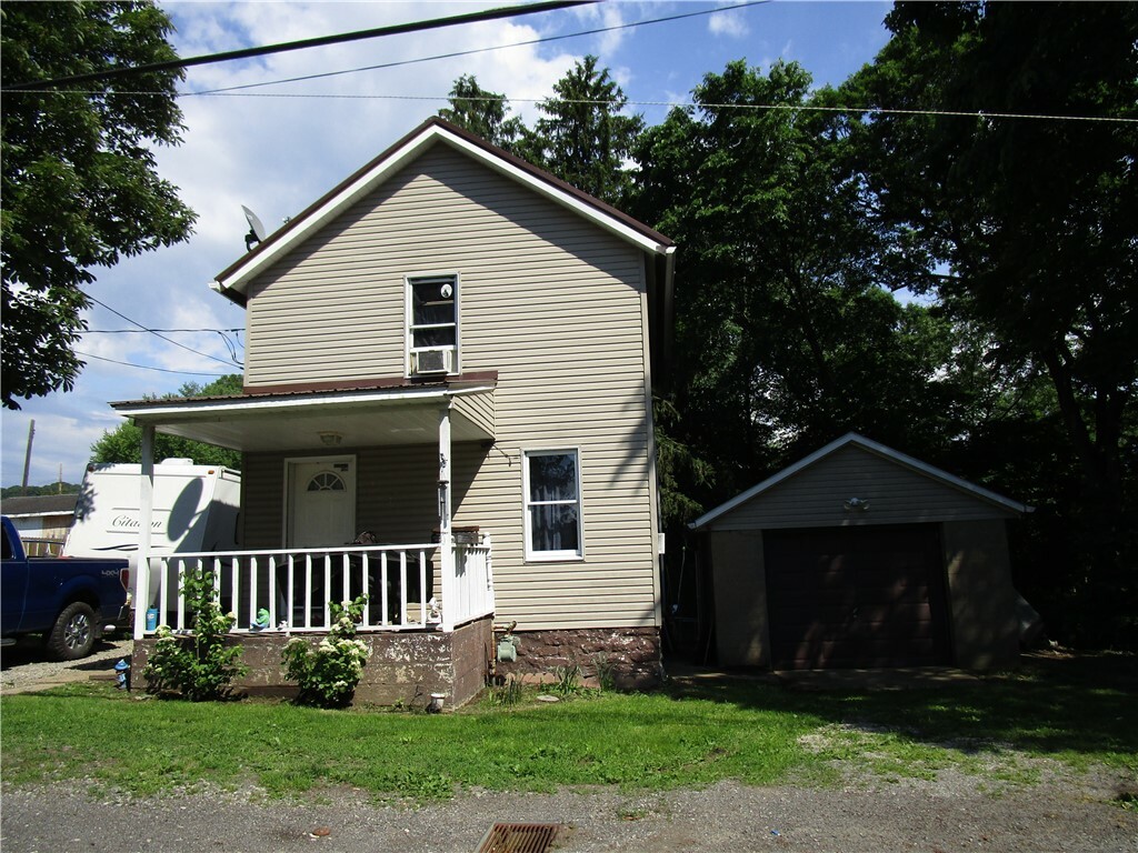 Property Photo:  1206 Leonard Ave  PA 15673 