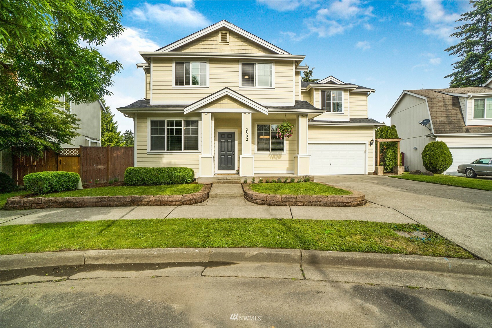 Property Photo: 2802 5th Street SE WA 98374