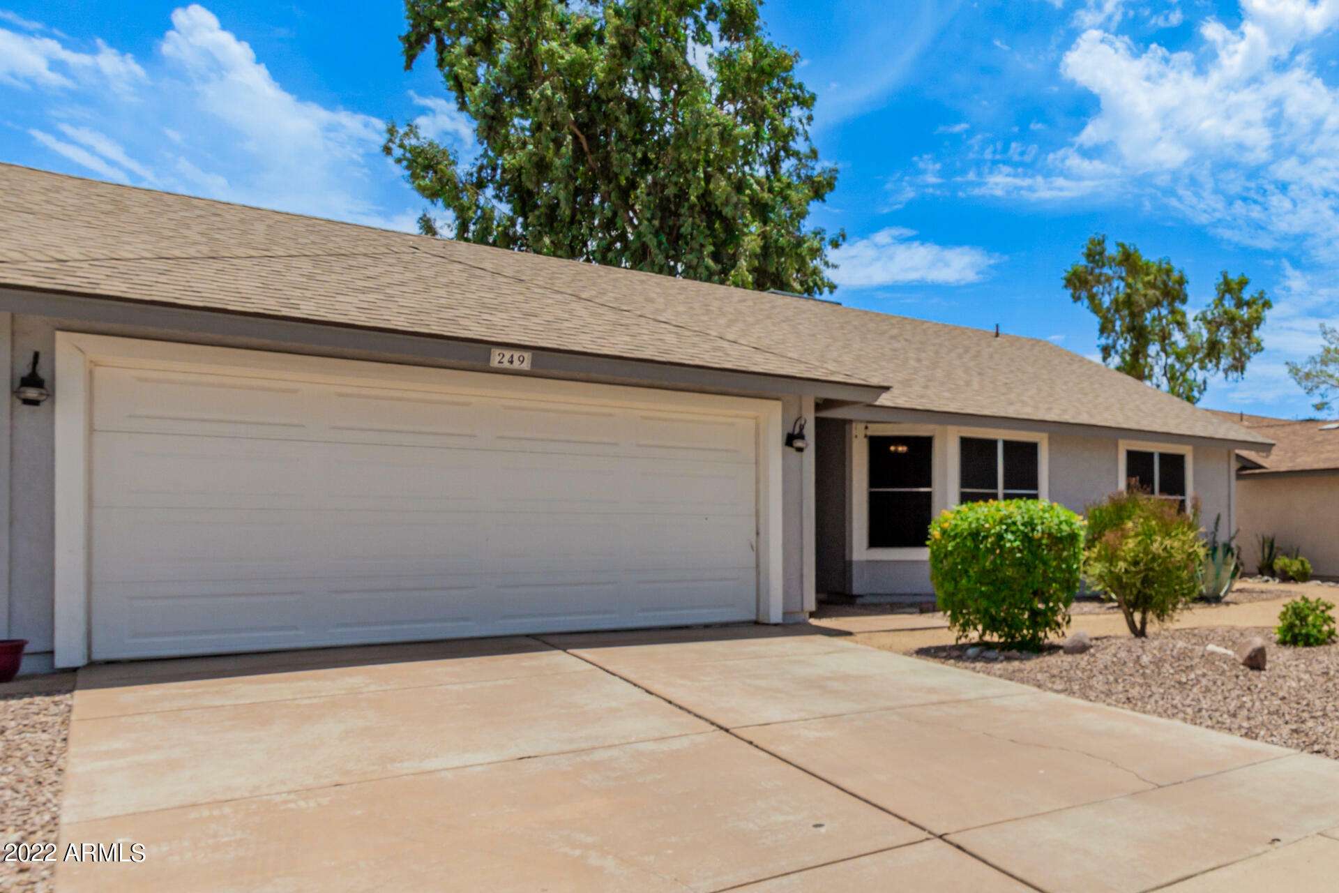 Property Photo:  249 W Piute Avenue  AZ 85027 