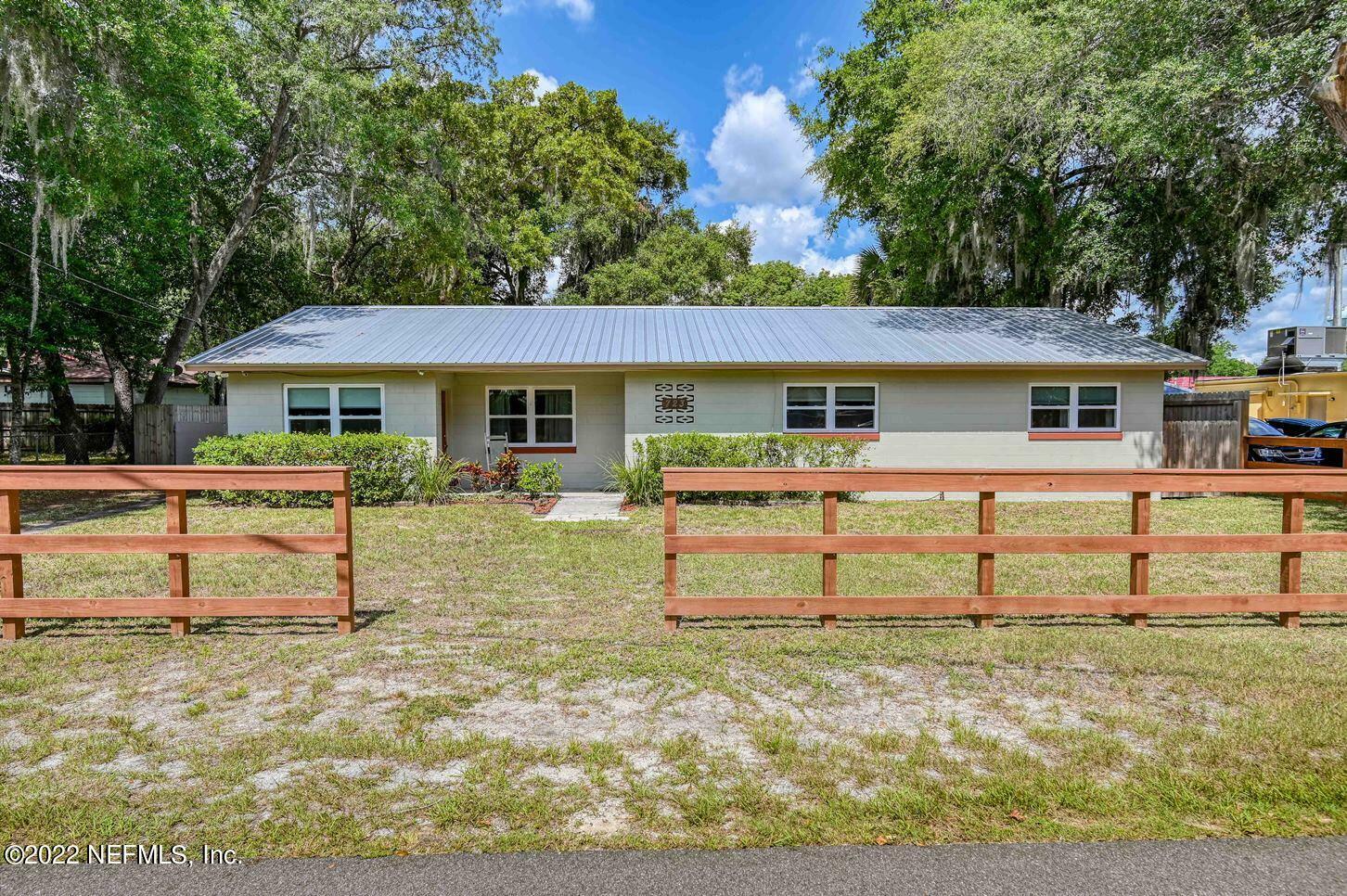 Property Photo:  723 Julia Street  FL 32177 