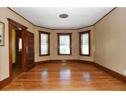 Property Photo:  14 Baldwin St  MA 02148 