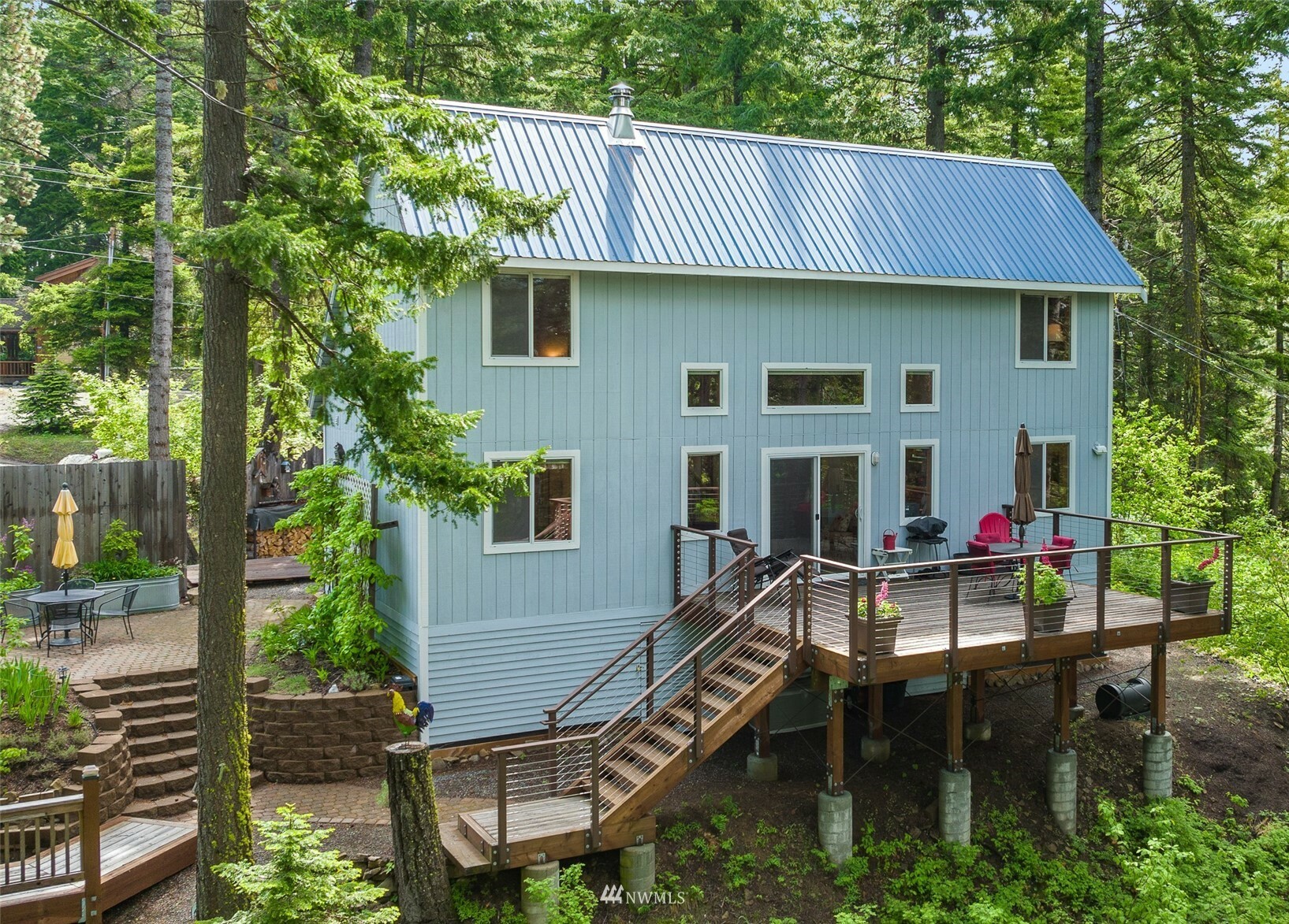 Property Photo:  1161 Highland Loop  WA 98940 