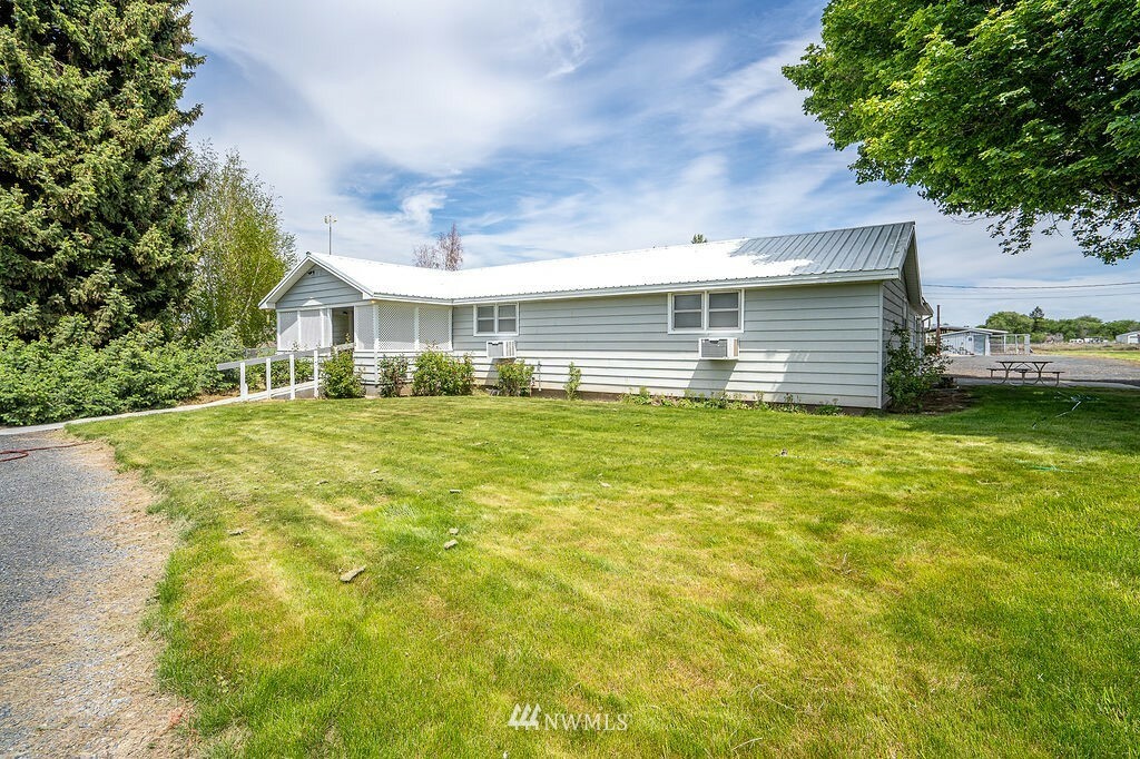 Property Photo:  19907 NE Road A.5  WA 98851 