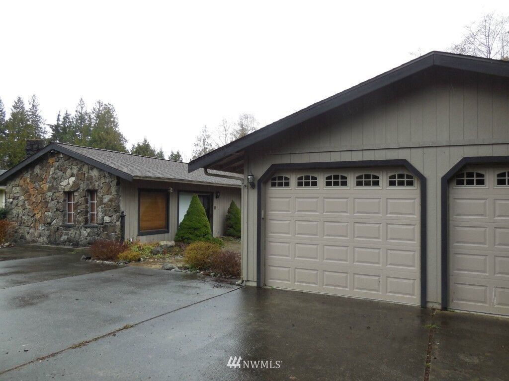 Property Photo: 631 Montgomery Lane WA 98365