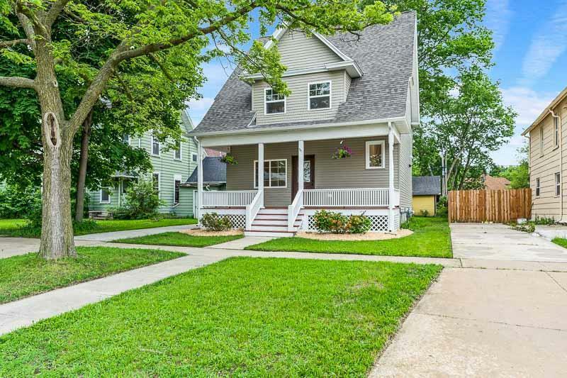 Property Photo:  441 Harrison Ave  WI 53511 