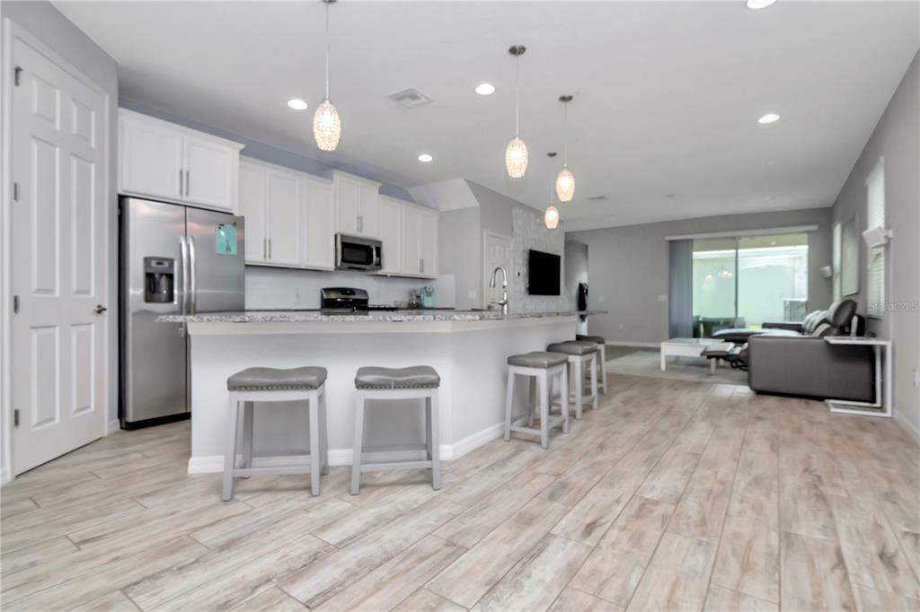 Property Photo:  7113 Bowspirit Place  FL 33572 
