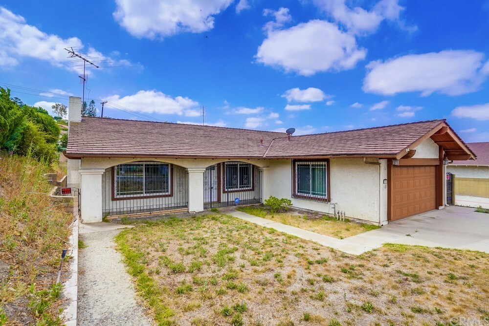 Property Photo: 5112 Adele Avenue CA 90601