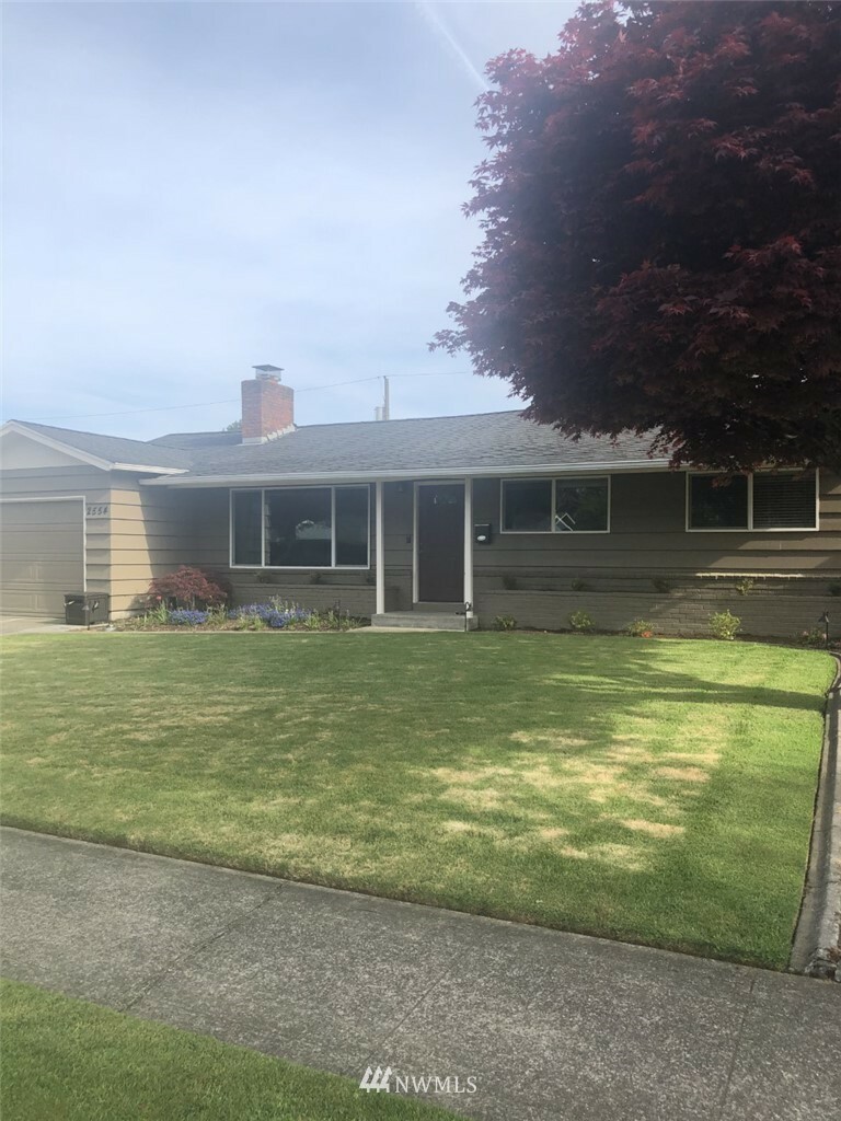 Property Photo:  2554 Terry Avenue  WA 98632 