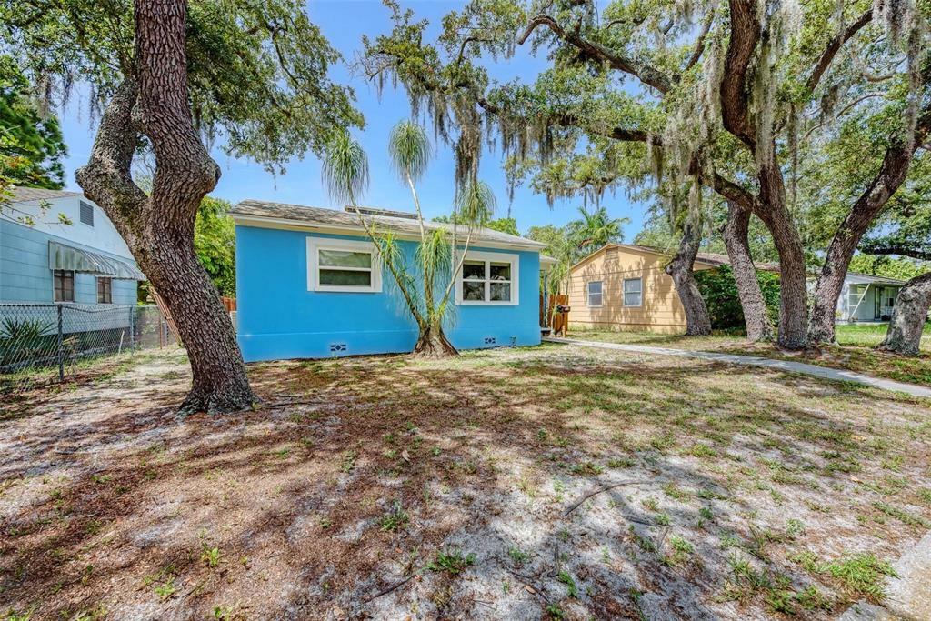 Property Photo:  6174 3rd Avenue S  FL 33707 