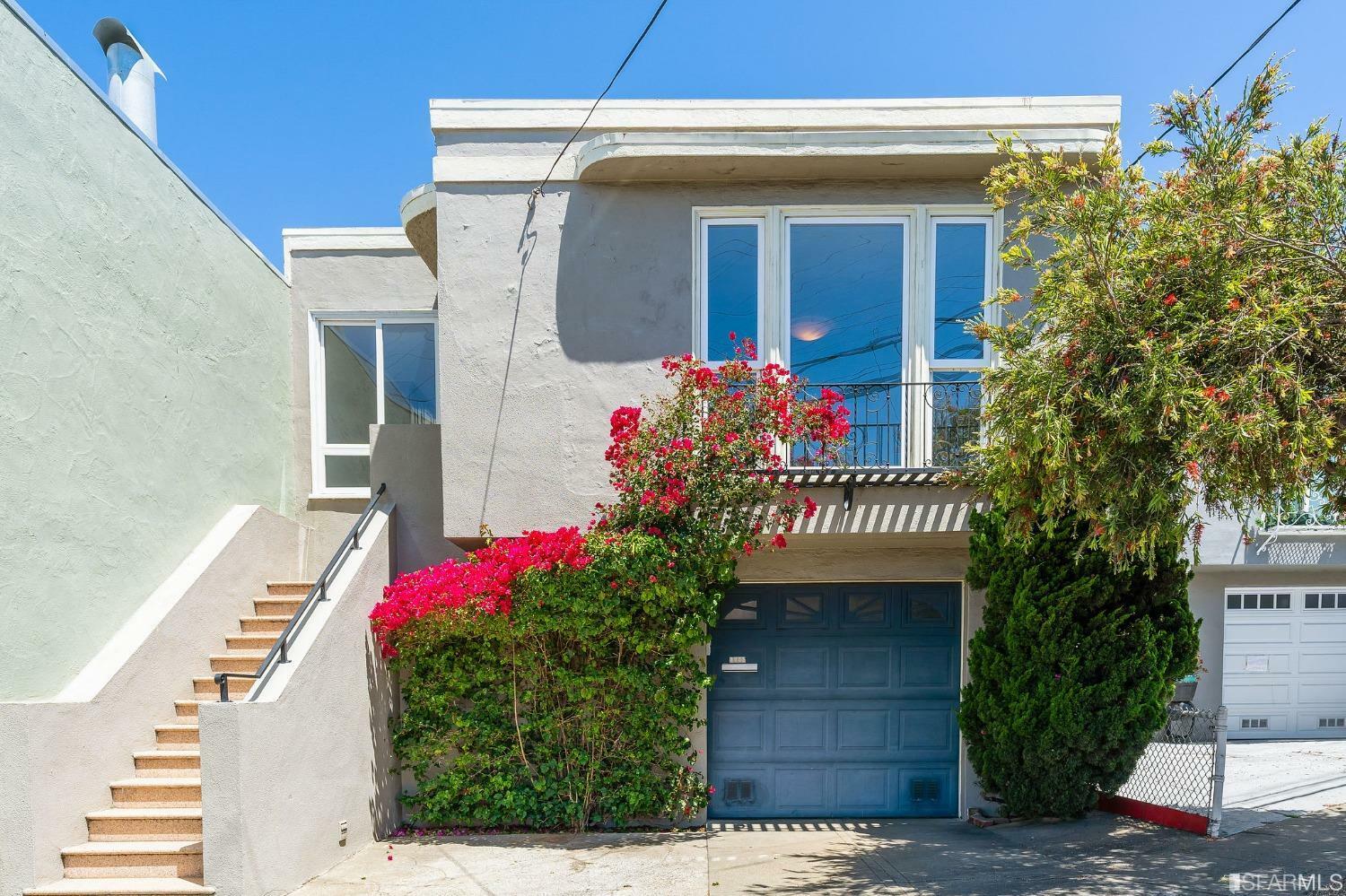 Property Photo:  1941 Silver Avenue  CA 94124 