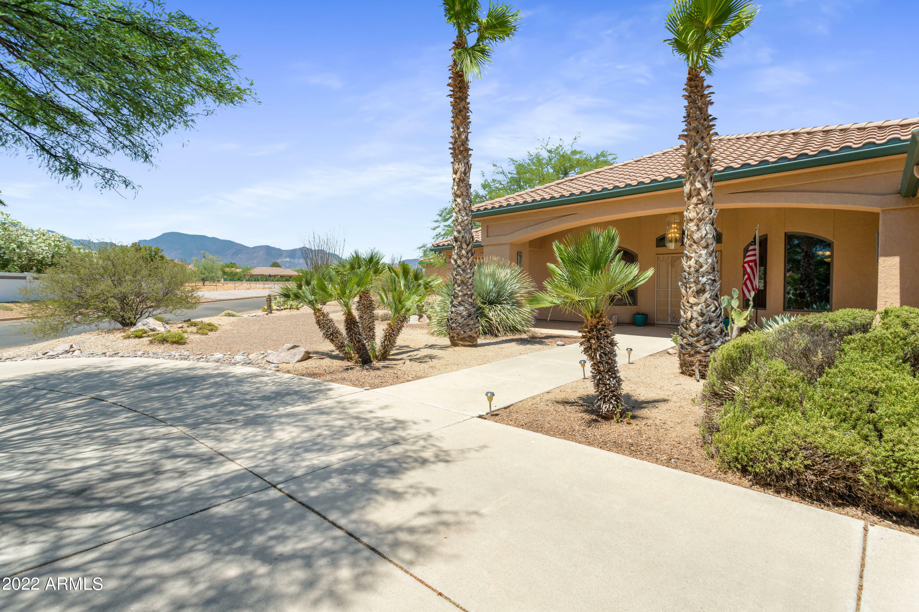 Property Photo: 2590 Cherry Hills Drive AZ 85650