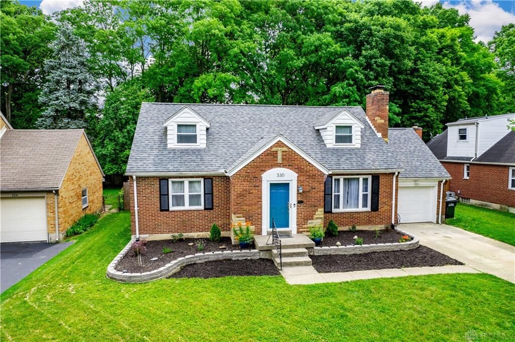 Property Photo: 330 Shadowlawn Avenue OH 45419