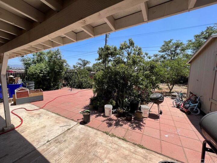 Property Photo:  6631 Cherimoya Avenue  CA 92336 