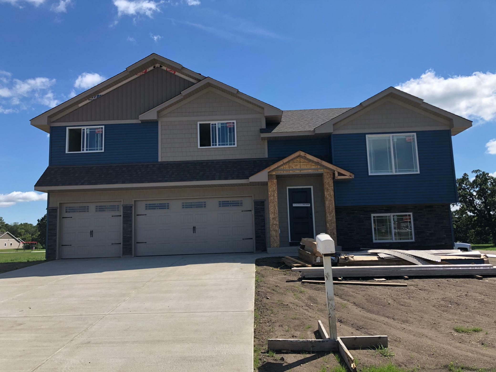 Property Photo: 820 Walnut Avenue SE MN 55353