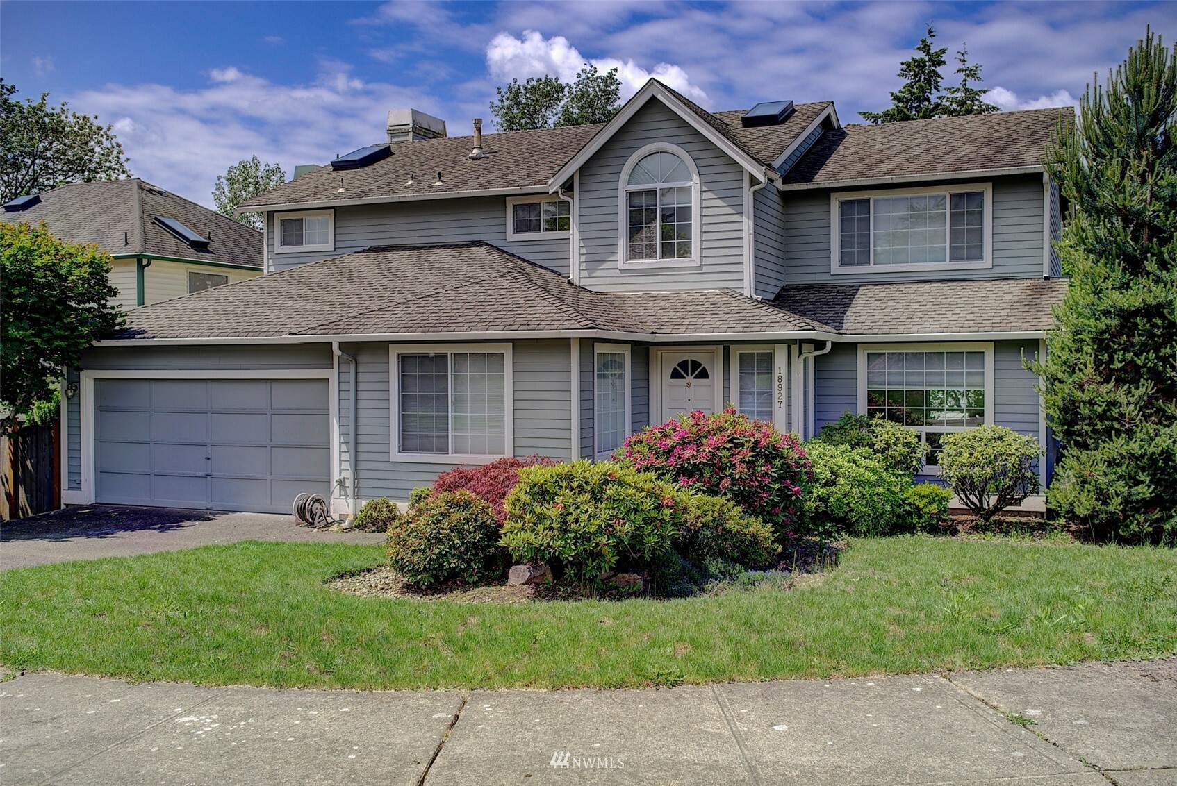 Property Photo:  18927 112th Place SE  WA 98055 