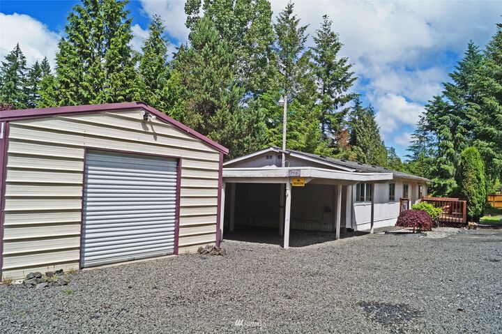 Property Photo: 110 E Balbriggan Road WA 98584