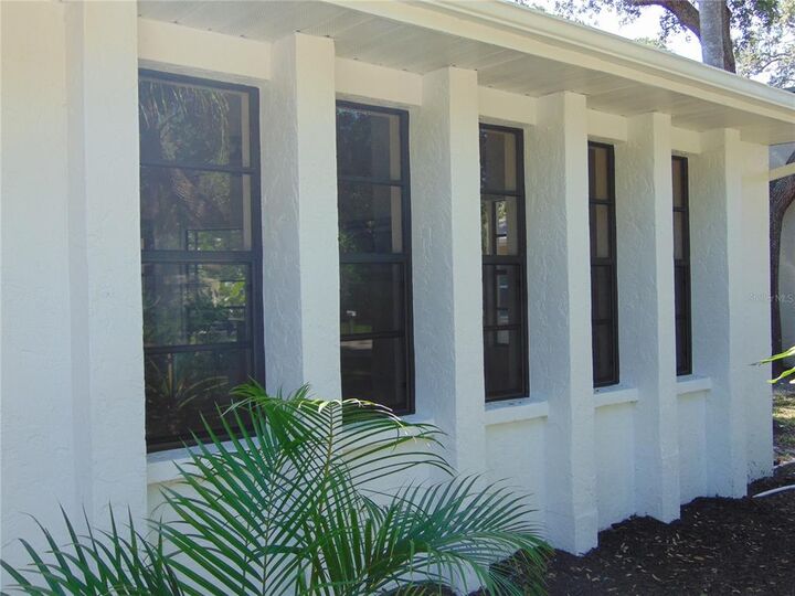 Property Photo:  1015 72nd Street NW  FL 34209 
