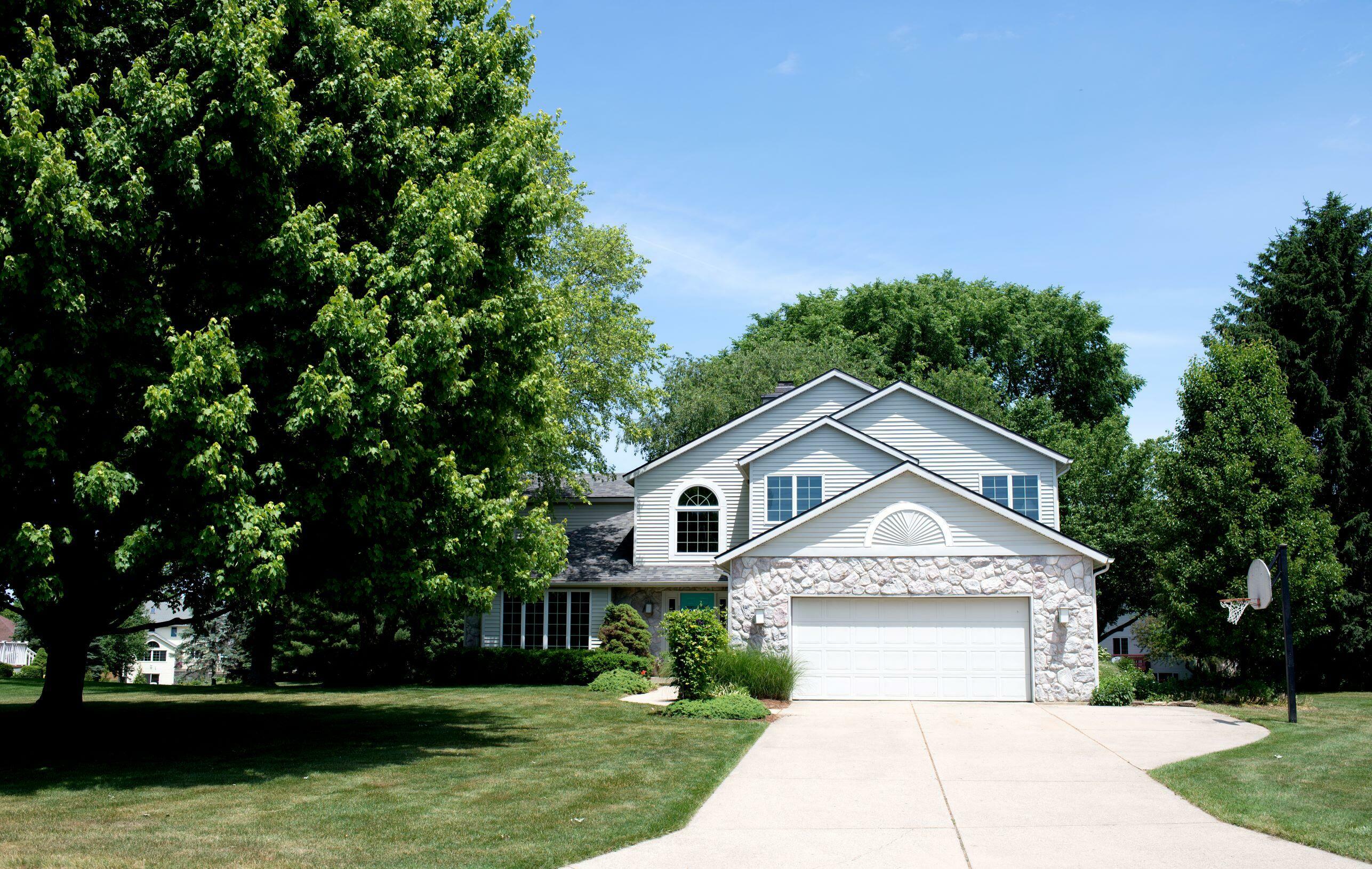 Property Photo: 1375 Penncross Drive SE MI 49316