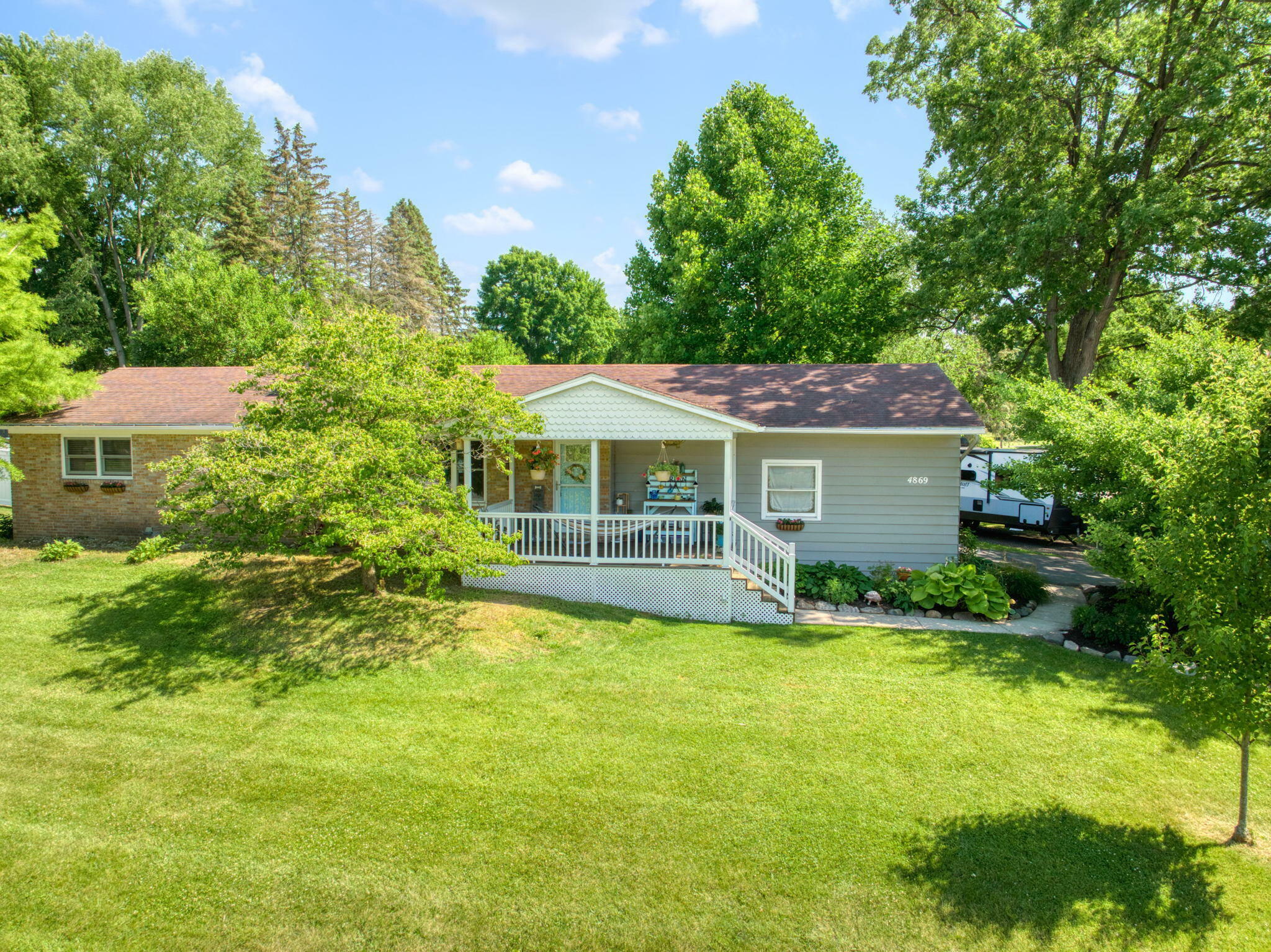 Property Photo:  4869 Sequoia Drive  MI 49201 