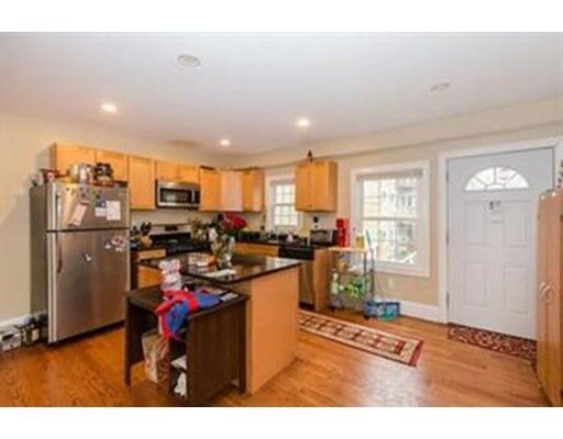 Property Photo:  20 Plainfield St 20  MA 02130 