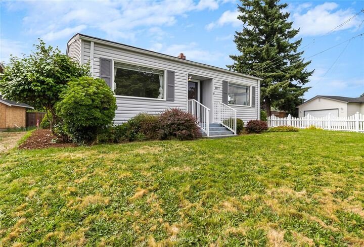 1111 E Maryland Street  Bellingham WA 98226 photo