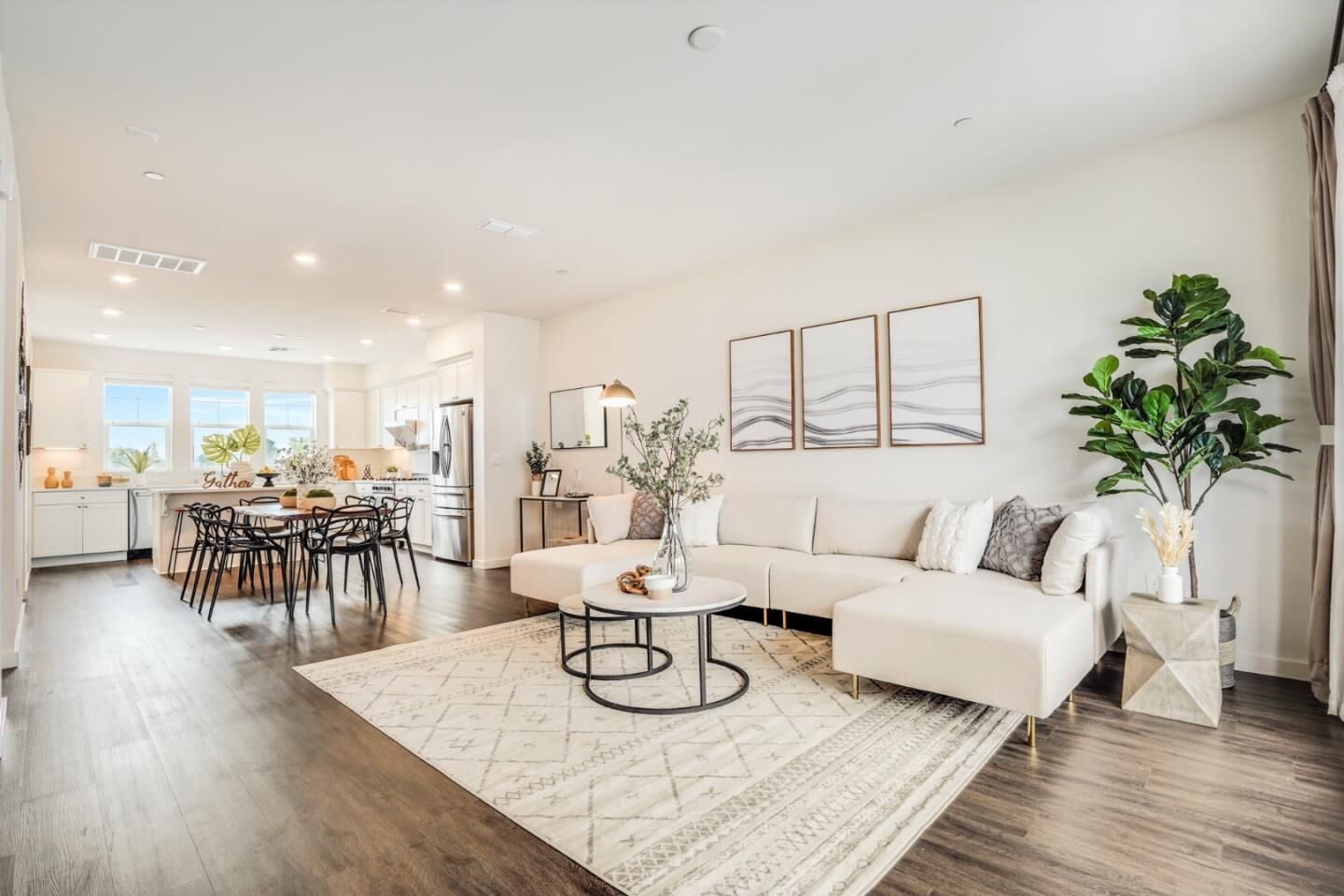 Property Photo:  810 Cotati Terrace 3  CA 94085 