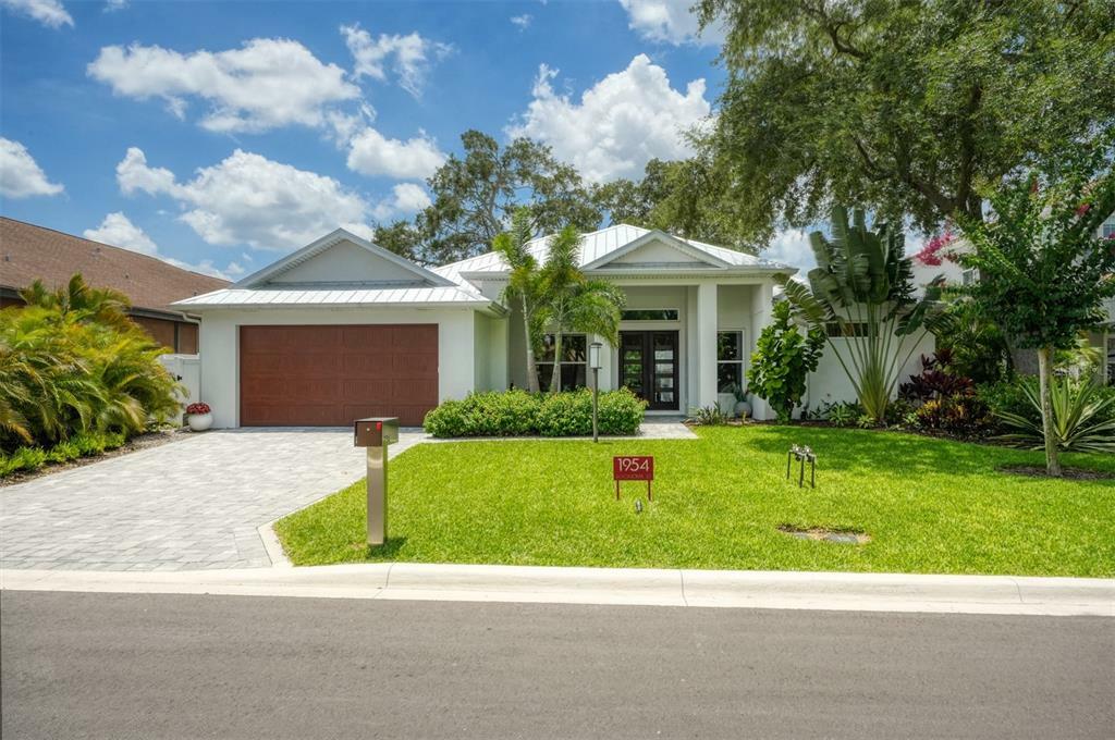 Property Photo:  1954 Magnolia Street  FL 34239 