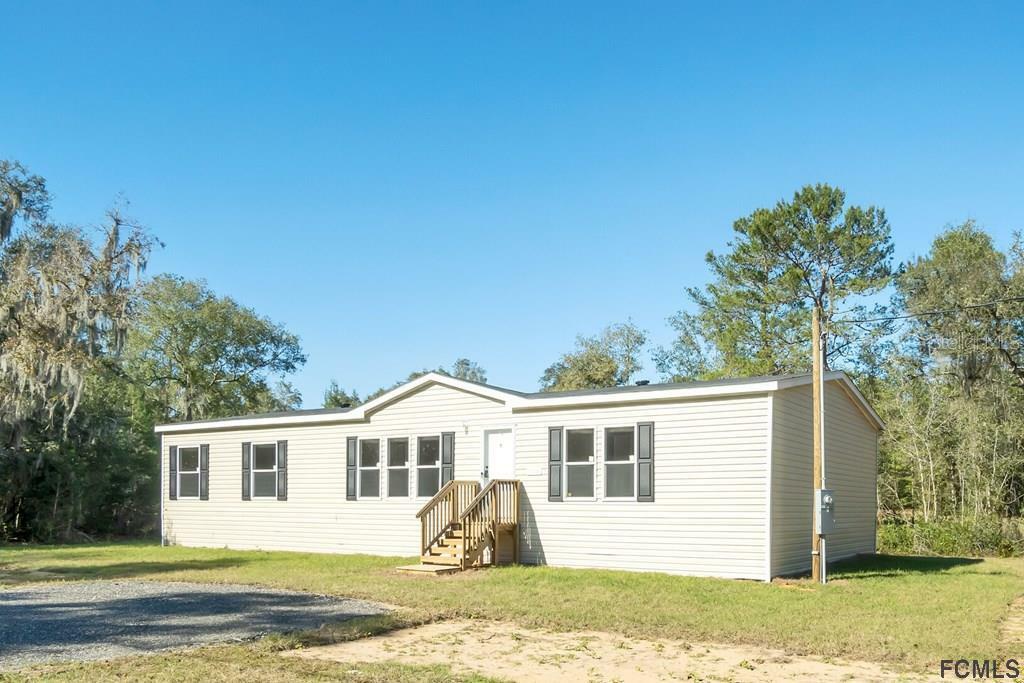 Property Photo:  26733 Chippewa Trail  FL 34601 