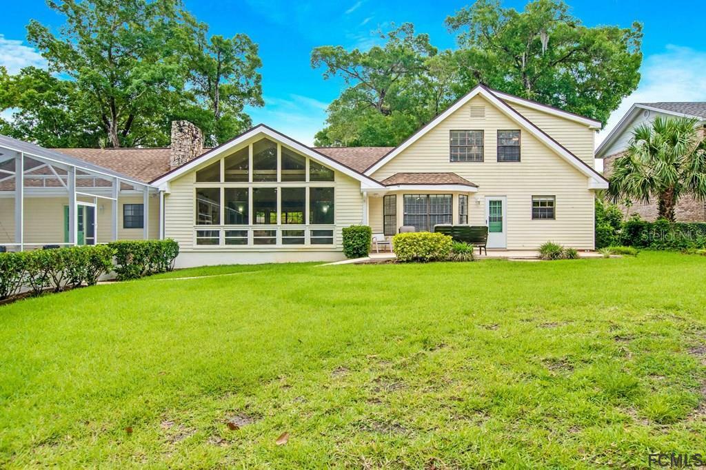 Property Photo:  320 River Bluff Drive  FL 32174 