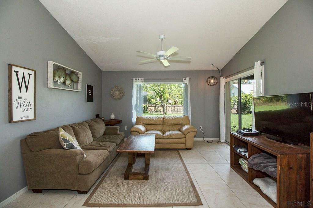 Property Photo: 4 Washton Place FL 32164
