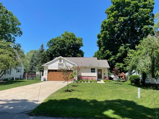 Property Photo: 859 Harvard Drive MI 49423